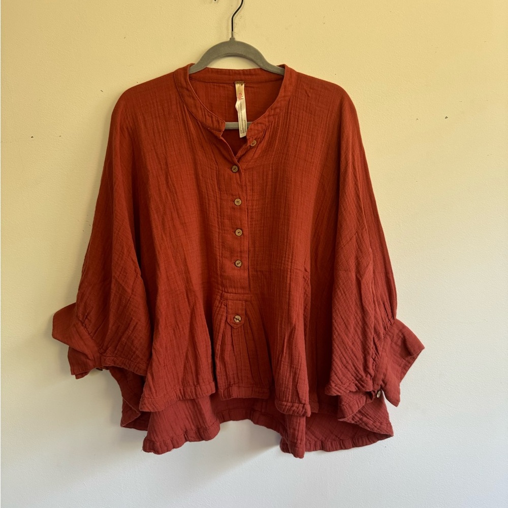 Free People cape-style collared button down GUC